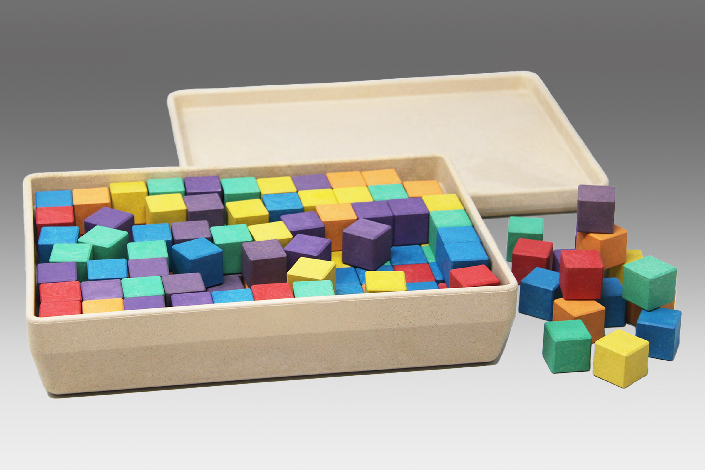 Cubes in 6 colours. 2 x 2 x 2 cm. (150 pcs)