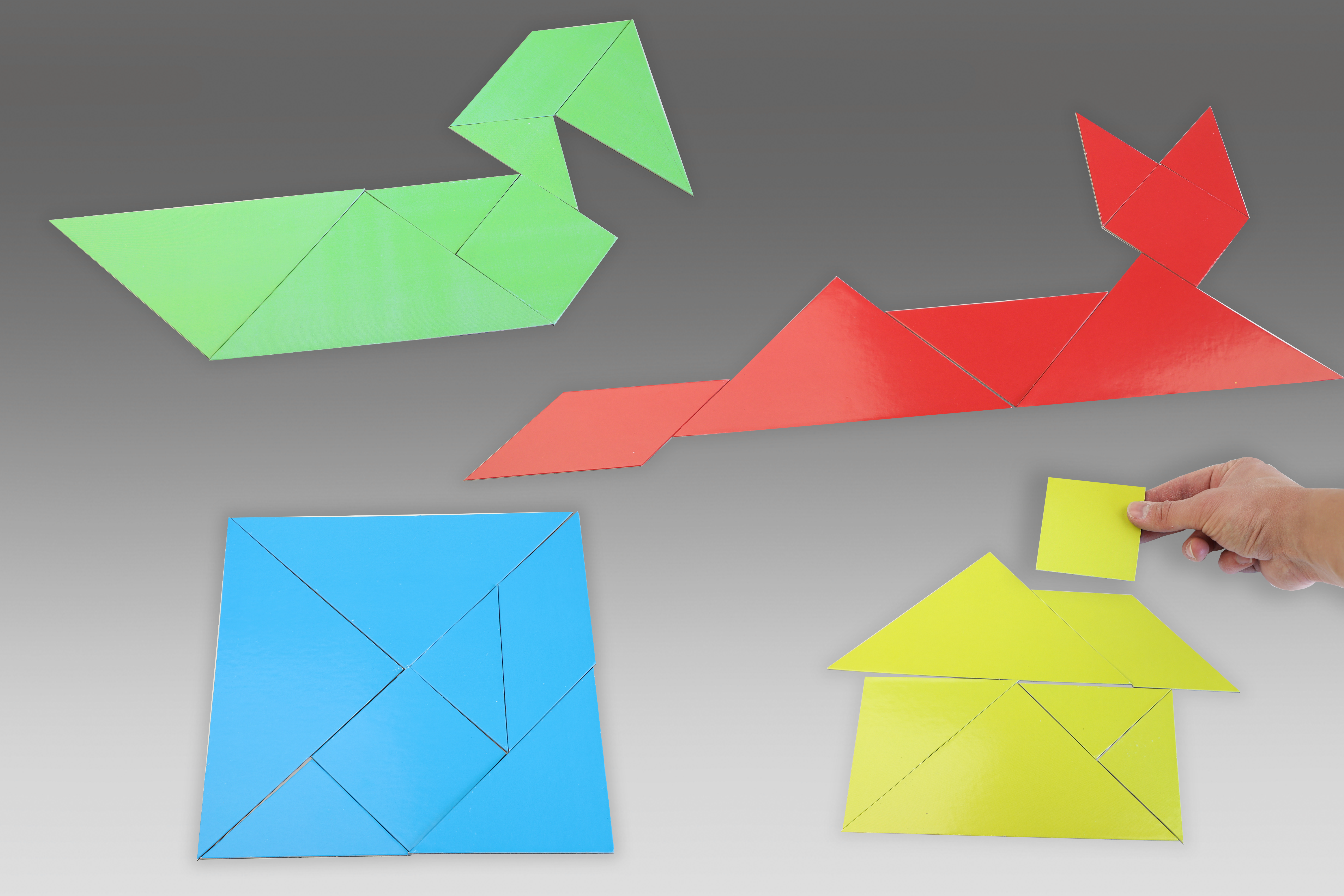 Tangram Set in 4 colours for chalkboard magnetic (28 pcs)