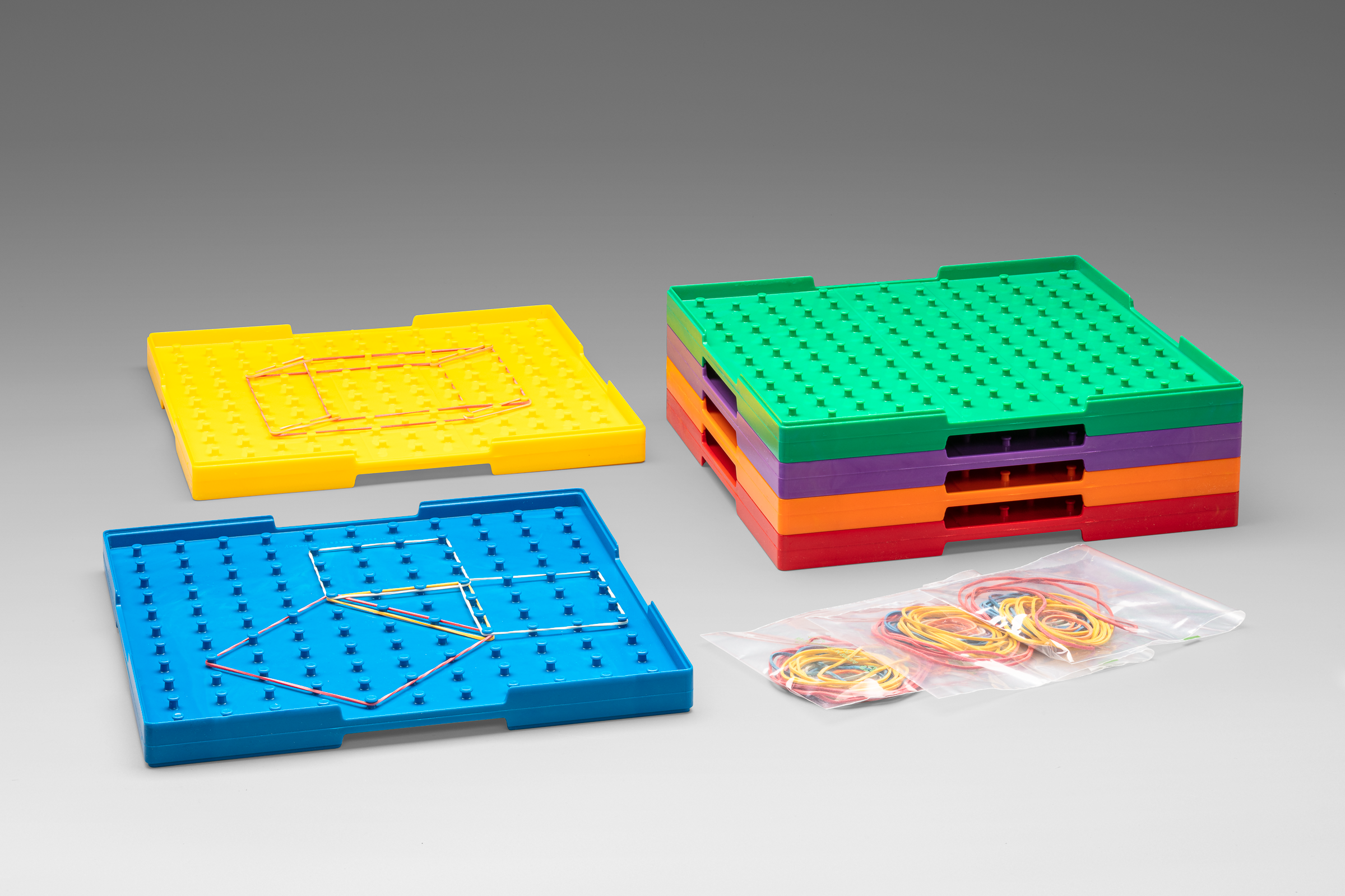 Geoboards big double sided in 6 colours (6 pcs)